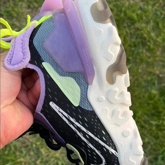 Nike shoes Kids react vision gravity Black and Purple Sneakers 5.5
